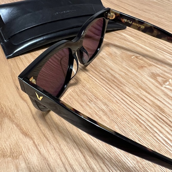 Gentle Monster Didi.di-01 Mirror Sunglasses - Picture 6 of 6